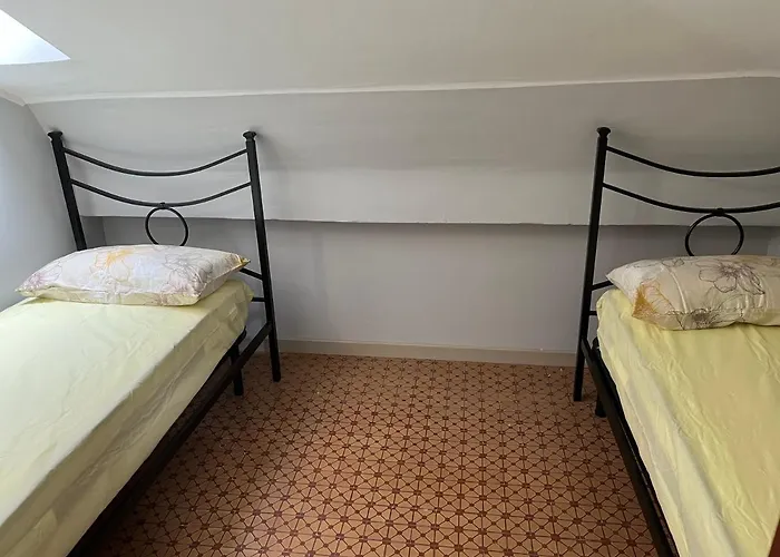 Bed & Breakfast Residenza Miramonti 3*